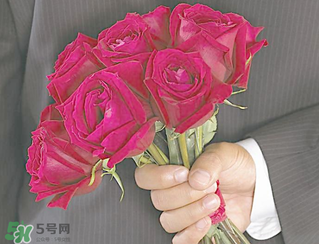 男朋友不在身邊怎樣過情人節(jié)？情人節(jié)沒有男朋友怎么過？