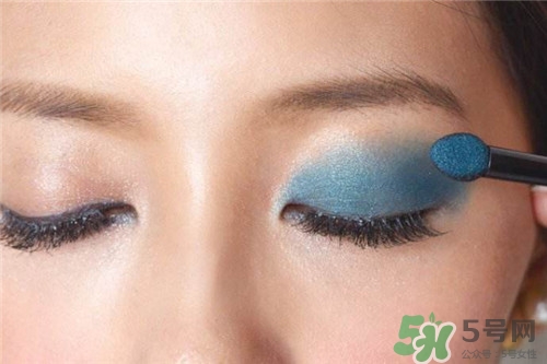 MAC九色眼影盤好用嗎？MAC九色眼影盤怎么樣？