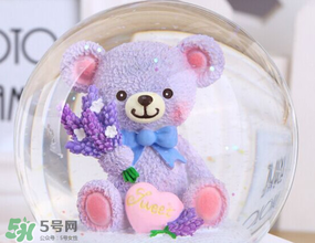 學(xué)生送什么情人節(jié)禮物？適合學(xué)生的情人節(jié)禮物有哪些？