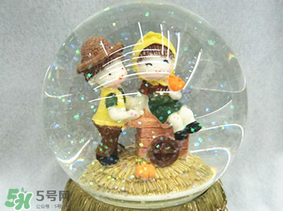 學(xué)生送什么情人節(jié)禮物？適合學(xué)生的情人節(jié)禮物有哪些？