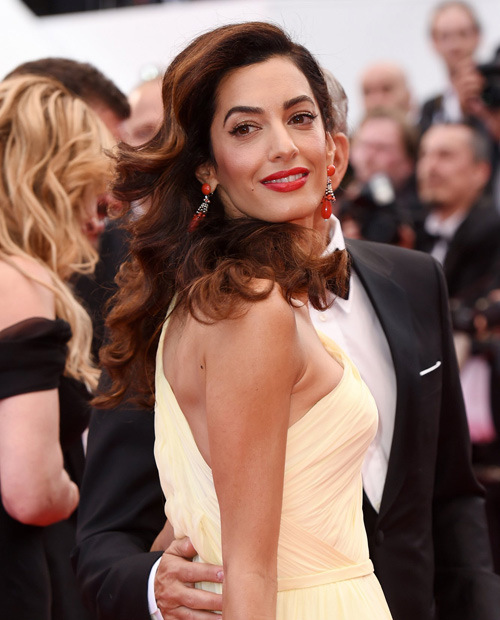 極光紅是什么顏色？極光紅口紅試色