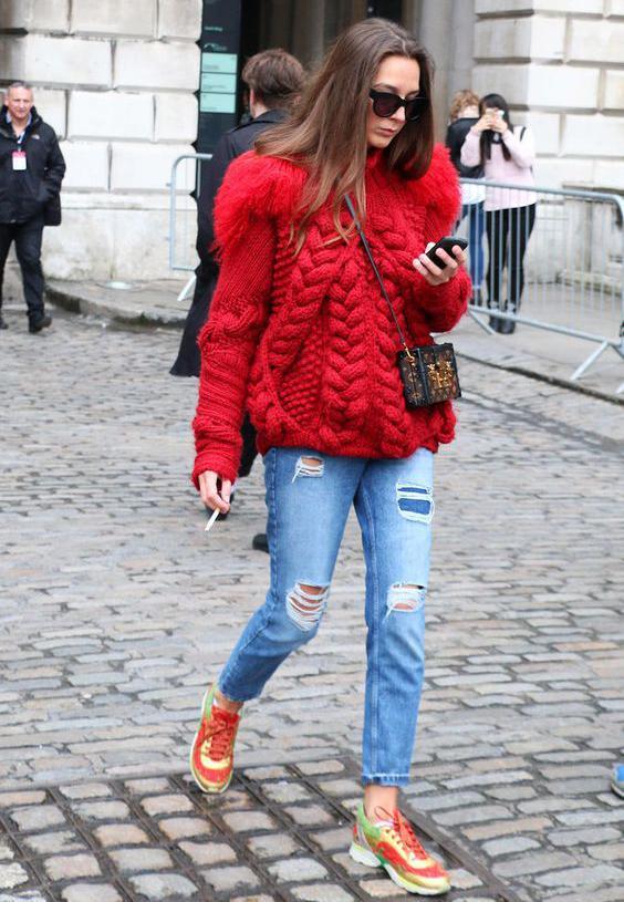 極光紅是什么顏色？極光紅口紅試色