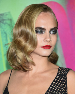 極光紅是什么顏色？極光紅口紅試色