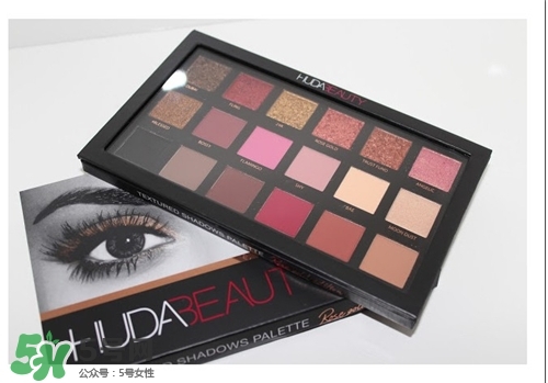 Hudabeauty玫瑰金眼影盤(pán)試色 Huda beauty眼影試色