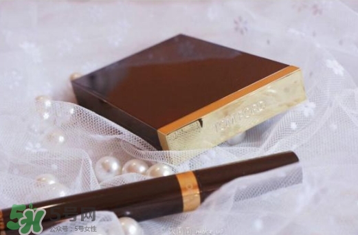 tom ford眼影怎么查批號(hào)？tom ford眼影保質(zhì)期