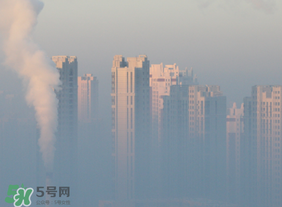 霧霾一天中什么時(shí)候最嚴(yán)重？霧霾一天中什么時(shí)候最輕？