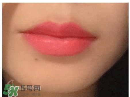 tom ford和紀(jì)梵希哪個好？tom ford口紅和紀(jì)梵希哪個好用？