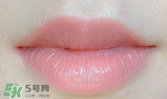 卡唇紋是什么意思？卡唇紋怎么辦？
