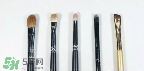 眼影膏用什么工具畫？眼影膏怎么化？