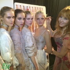 tom ford和charlotte tilbury哪個(gè)好？tf口紅和ct口紅哪個(gè)好？