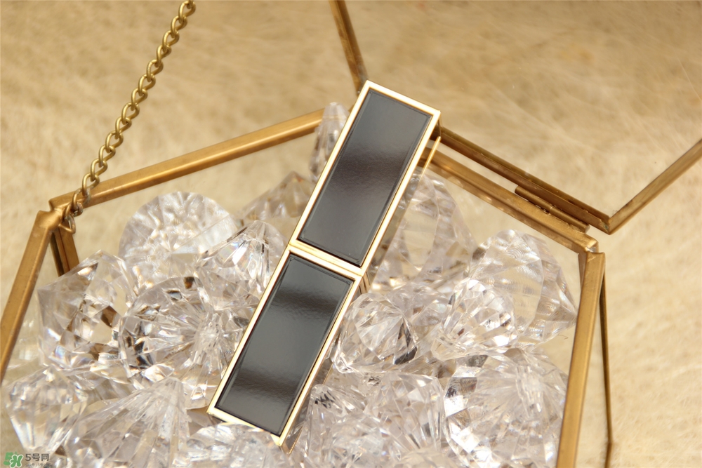 tom ford黑管10多少錢？tom ford黑管10試色