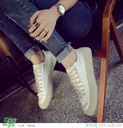 3月份穿什么鞋子？三月份穿什么鞋？