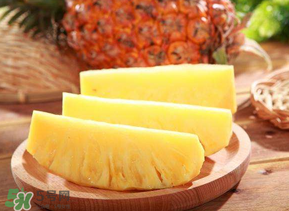 鳳梨吃之前用鹽水泡嗎？鳳梨為什么要用鹽水泡？