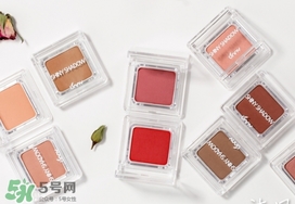 眼影飛粉是什么意思？眼影怎么才算飛粉