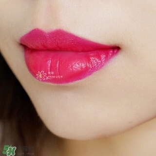 品紅色是什么顏色？品紅色口紅試色