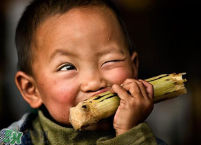 吃甘蔗嘴爛了怎么辦？吃甘蔗嘴角爛了怎么辦？