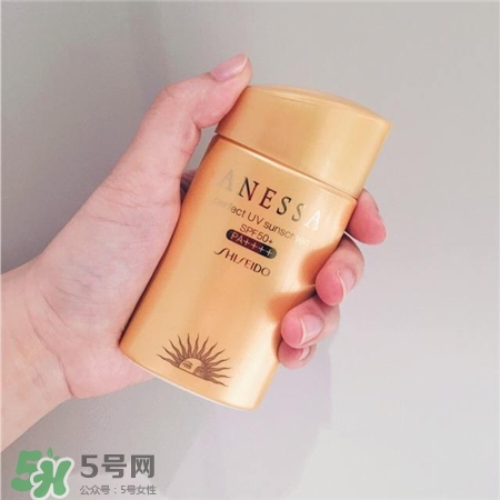 安耐曬會悶痘嗎?安耐曬適合油皮嗎?