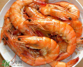 煮蝦用熱水還是冷水？白水煮蝦是冷水下鍋還是熱水下鍋好？