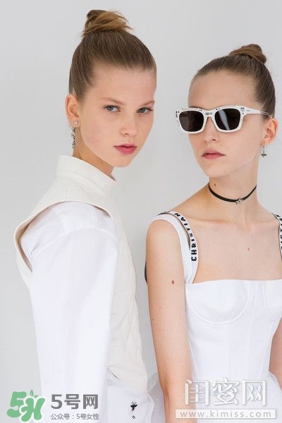 煙熏玫瑰色是什么顏色？煙熏玫瑰色唇膏口紅試色