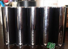 紀(jì)梵希小羊皮是啞光嗎？紀(jì)梵希小羊皮干不干？