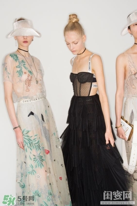 煙熏玫瑰色是什么顏色？煙熏玫瑰色唇膏口紅試色