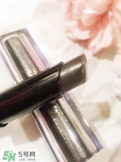 紀(jì)梵希小羊皮和ysl哪個(gè)好？紀(jì)梵希小羊皮和ysl口紅對比