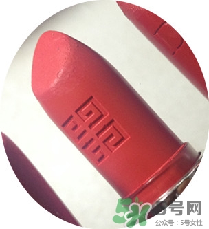 紀(jì)梵希小羊皮是啞光嗎？紀(jì)梵希小羊皮干不干？