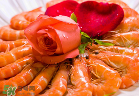 基圍蝦為什么會(huì)變黑？為什么基圍蝦是黑色的？