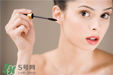 孕睫術(shù)會(huì)引起黑眼圈嗎?孕睫術(shù)有什么危害? 孕睫術(shù)會(huì)引起黑眼圈嗎?孕睫術(shù)有什么危害?