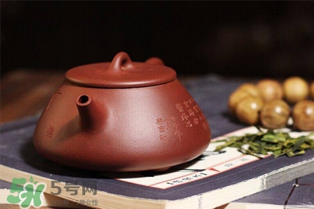 如何清洗紫砂壺茶垢？紫砂壺的茶垢怎么清洗？