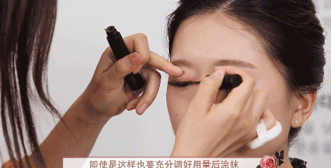 干玫瑰色妝容怎么化？干玫瑰色妝容畫法步驟