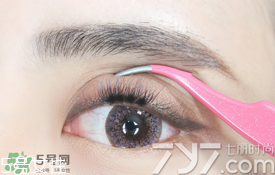 假睫毛怎么貼自然，你不知道的事