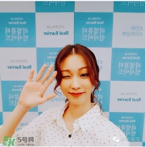 豆沙色和南瓜色的區(qū)別 豆沙色和南瓜色哪個好看？