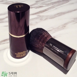 tom ford粉底棒怎么用？tom ford粉底棒使用方法
