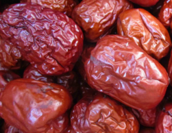 干紅棗發(fā)黑能吃嗎？紅棗過期變黑能吃嗎？