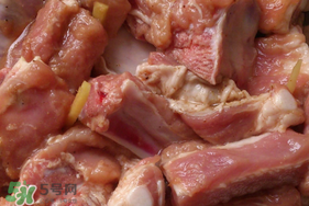 排骨有點(diǎn)臭了還能吃嗎？排骨有點(diǎn)臭味怎么去除？