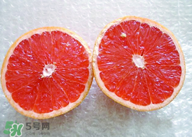 橙子里有紅絲能吃嗎？橙子里有紅絲的是什么？