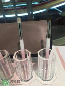 白鳳堂櫻花限定套刷多少錢(qián)?白鳳堂櫻花限定套刷怎么樣?