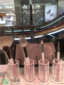 白鳳堂櫻花限定套刷多少錢(qián)?白鳳堂櫻花限定套刷怎么樣?