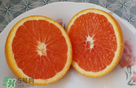 橙子里有紅絲能吃嗎？橙子里有紅絲的是什么？