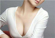 自體脂肪豐胸有風(fēng)險嗎？自體脂肪豐胸的危害