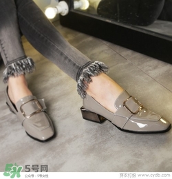 4月份穿什么鞋子？四月份鞋子搭配