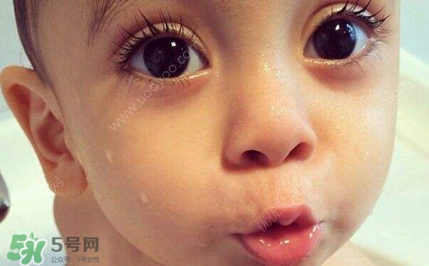 割雙眼皮疼不疼？割雙眼皮疼幾天能好？