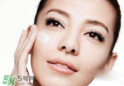 補(bǔ)水霜可以晚上用嗎？補(bǔ)水霜晚上怎么用？