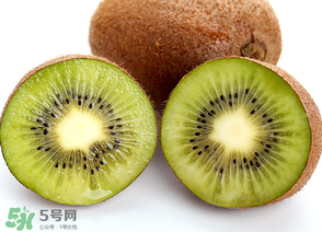 獼猴桃有點(diǎn)硬可以吃嗎？獼猴桃有點(diǎn)硬怎么吃？