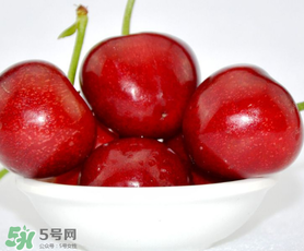 櫻桃用鹽水泡多久？櫻桃為什么要用鹽水泡？