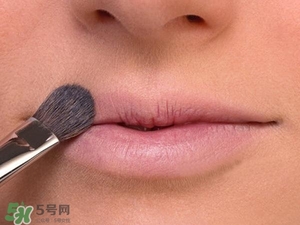 櫻花粉是什么顏色？櫻花粉口紅試色