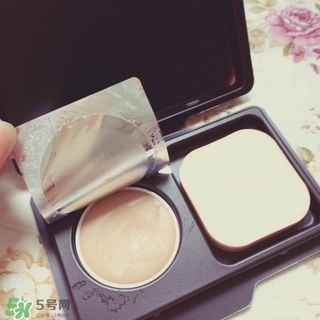 excia蜂漿粉膏粉餅怎么用？excia蜂漿粉膏粉餅使用方法