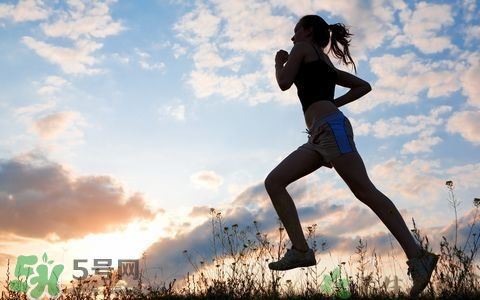 跑步岔氣了怎么辦？跑步岔氣怎么回事
