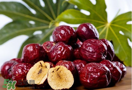 紅棗發(fā)白可以吃嗎？紅棗表面發(fā)白是發(fā)霉嗎？